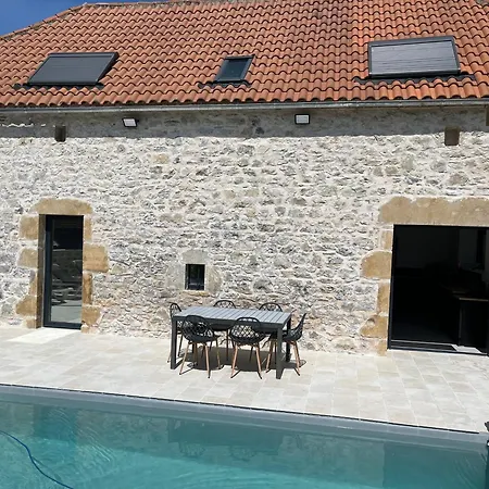 Сasa de vacaciones Chez Alex, Calme Piscine Jacuzzi Tauriac (Lot)